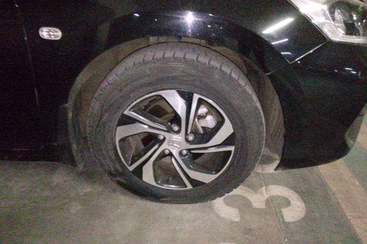 Used Honda Accord 2016 2.0L Comfort Edition Right Front Wheel Hub