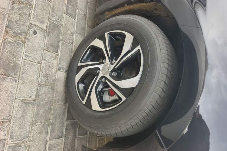 Used Honda Accord 2016 2.0L Elite Edition Right Front Wheel Hub