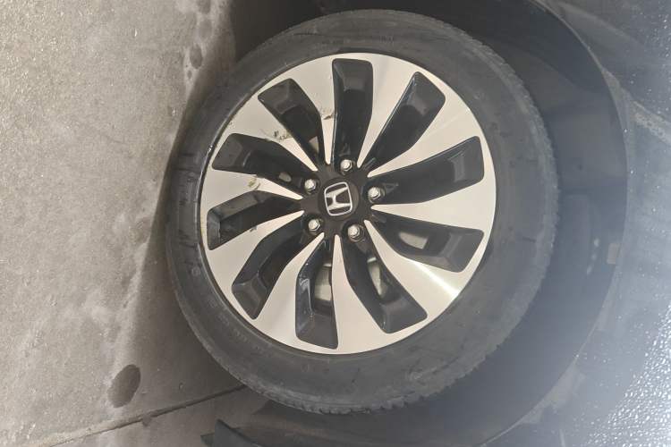 Used Honda Accord 2016 Hybrid 2.0L Sharp Edition Right Front Wheel Hub