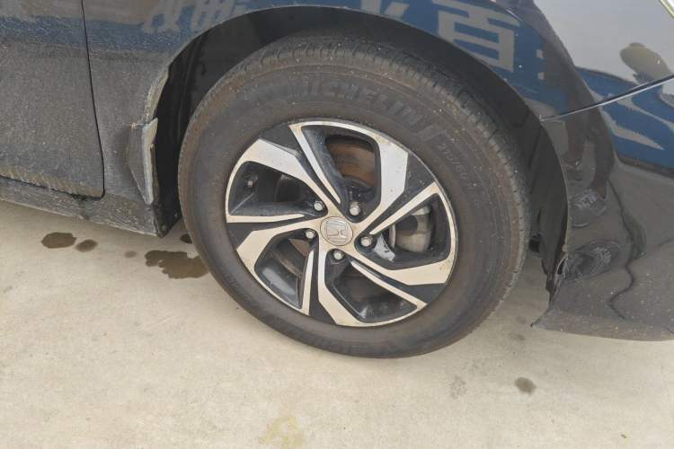 Used Honda Accord 2016 2.0L Comfort Edition Right Front Wheel Hub