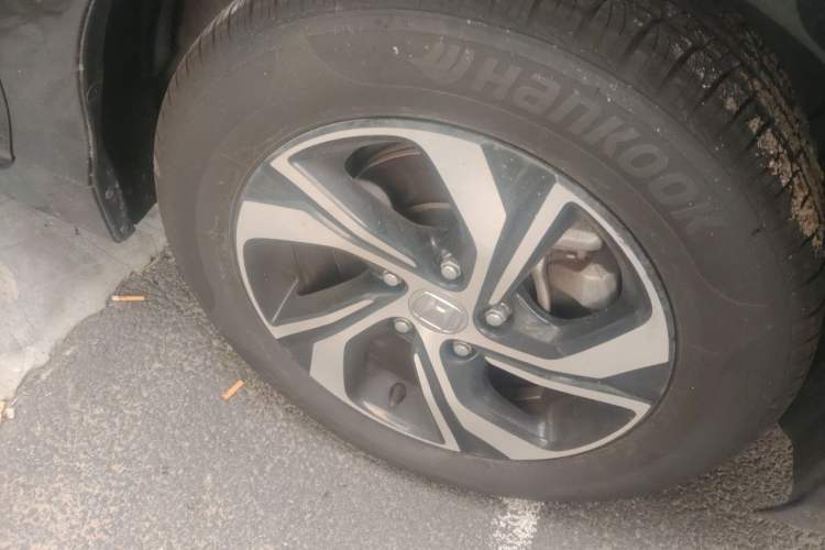 Used Honda Accord 2016 2.0L Comfort Edition Right Front Wheel Hub
