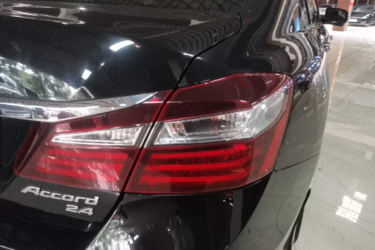 Used Honda Accord 2016 2.4L Prestige Edition Right Rear Taillight