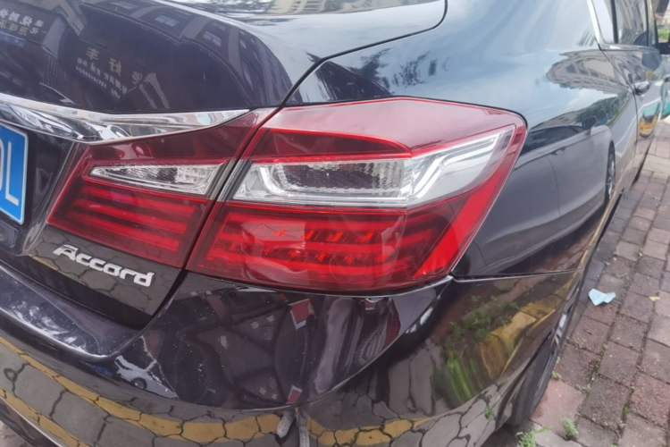 Used Honda Accord 2016 2.0L Elite Edition Right Rear Taillight