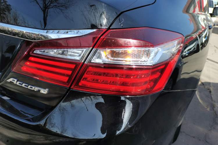 Used Honda Accord 2016 2.0L Elite Edition Right Rear Taillight