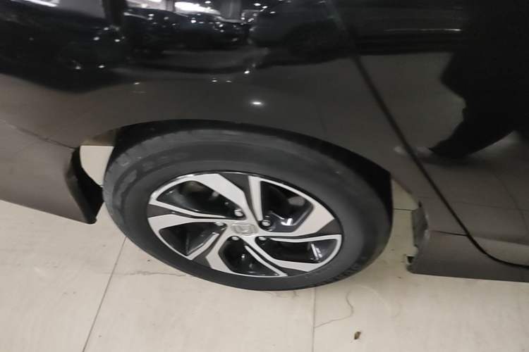 Used Honda Accord 2016 2.0L Comfort Edition Right Rear Wheel Hub