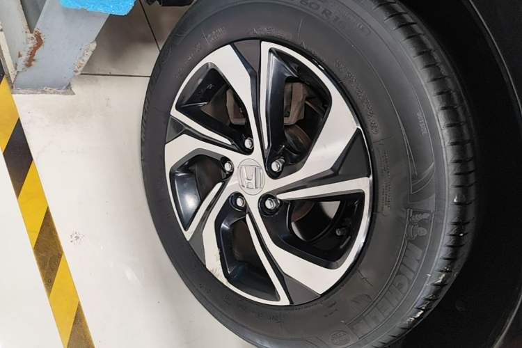 Used Honda Accord 2016 2.0L Elite Edition Right Rear Wheel Hub