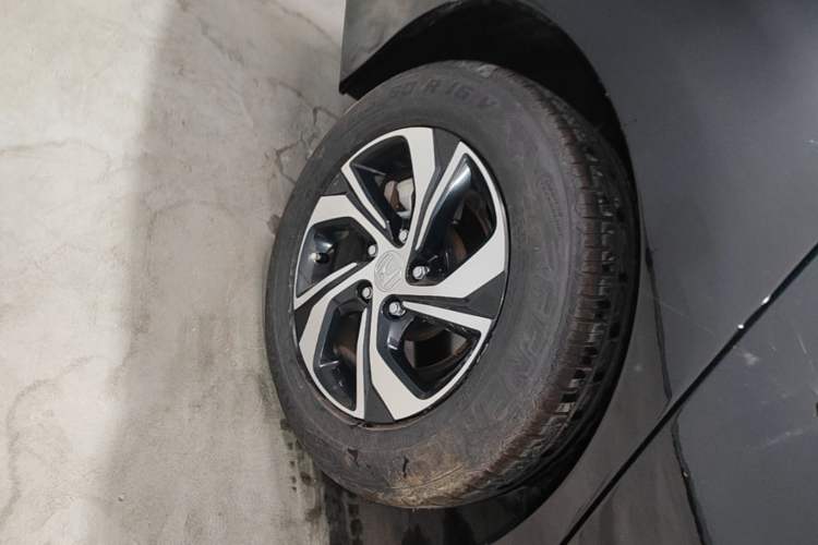 Used Honda Accord 2016 2.0L Comfort Edition Right Rear Wheel Hub