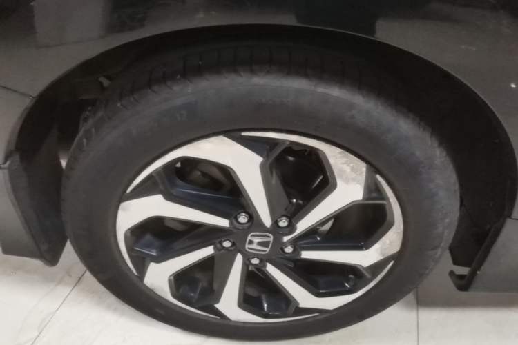 Used Honda Accord 2016 2.4L Prestige Edition Right Rear Wheel Hub