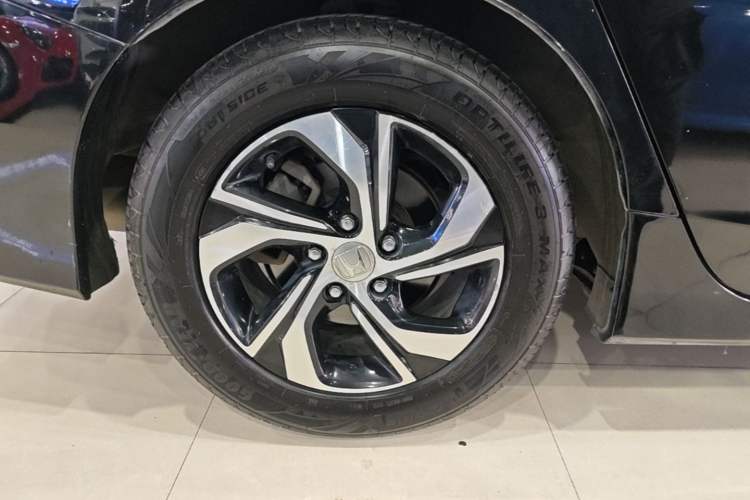 Used Honda Accord 2016 2.0L Comfort Edition Right Rear Wheel Hub