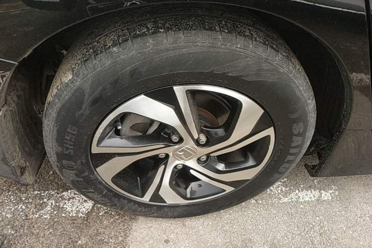 Used Honda Accord 2016 2.0L Comfort Edition Right Rear Wheel Hub