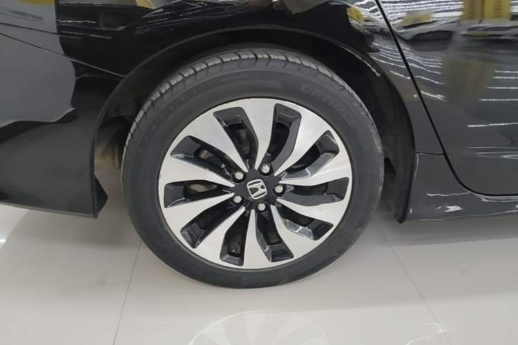 Used Honda Accord 2016 Hybrid 2.0L Sharp Edition Right Rear Wheel Hub