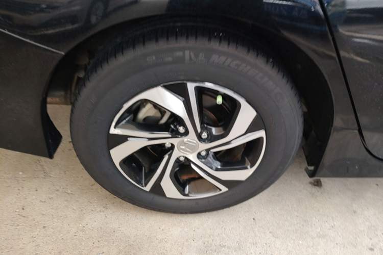 Used Honda Accord 2016 2.0L Comfort Edition Right Rear Wheel Hub