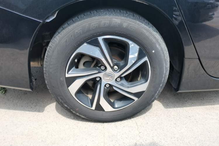 Used Honda Accord 2016 2.0L Elite Edition Right Rear Wheel Hub