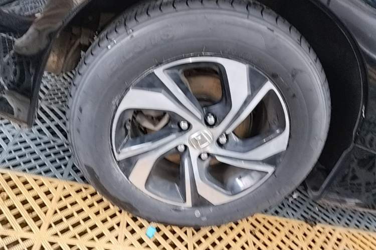 Used Honda Accord 2016 2.0L Elite Edition Right Rear Wheel Hub