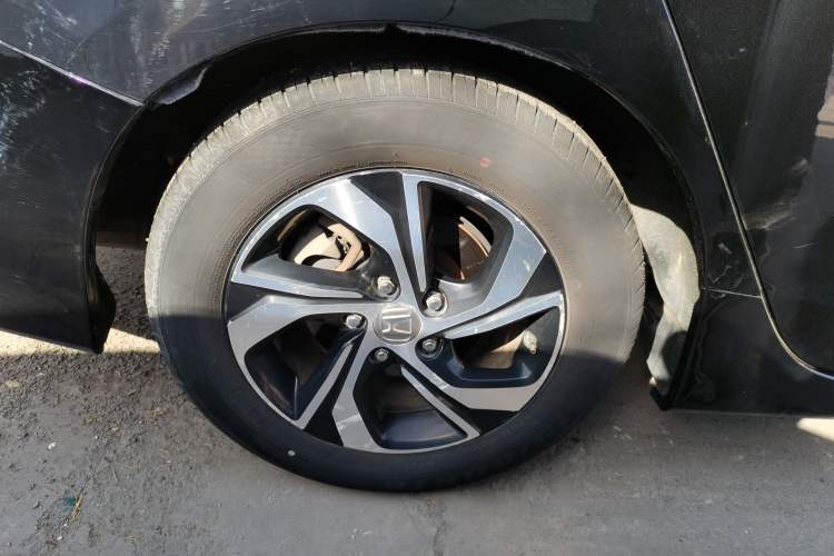 Used Honda Accord 2016 2.0L Elite Edition Right Rear Wheel Hub