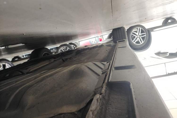 Used Honda Accord 2016 2.0L Comfort Edition Right Side Sill