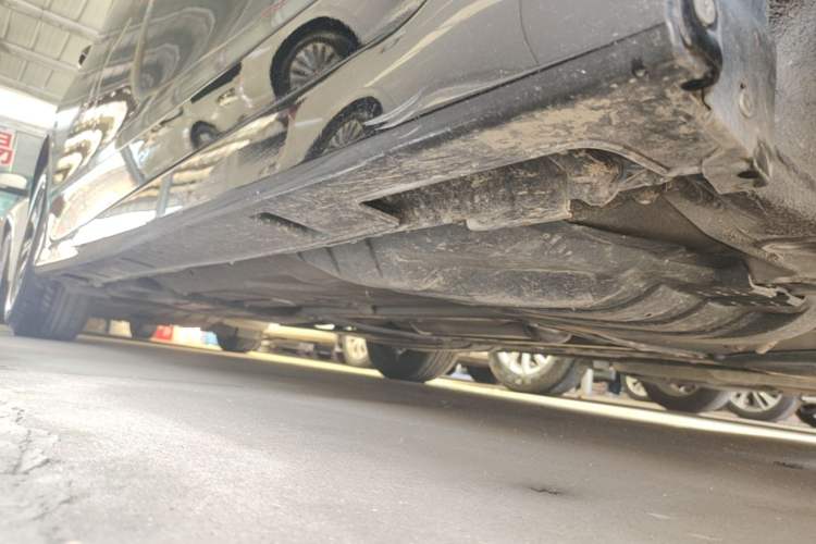 Used Honda Accord 2016 2.0L Comfort Edition Right Side Sill