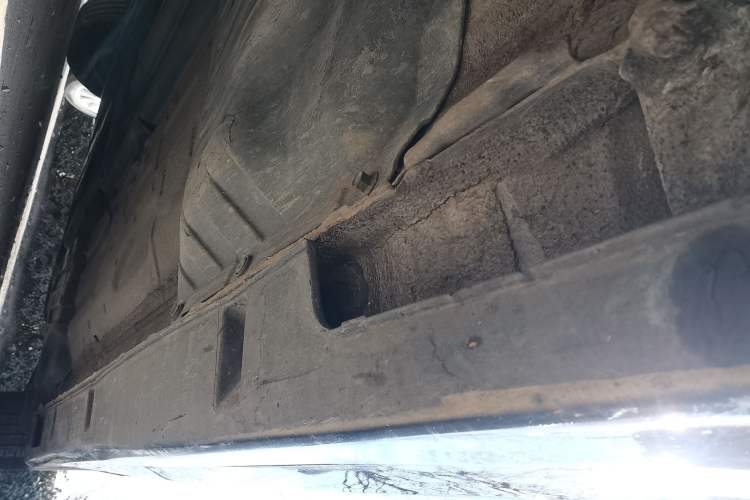 Used Honda Accord 2016 2.0L Elite Edition Right Side Sill