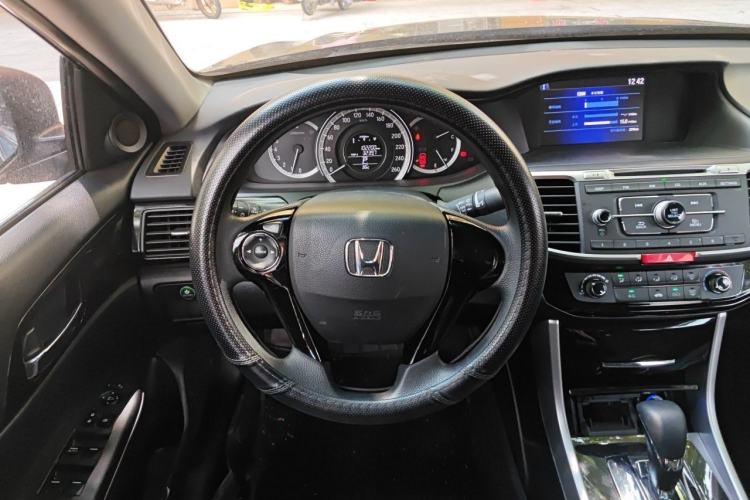 Used Honda Accord 2016 2.0L Comfort Edition Steering Wheel