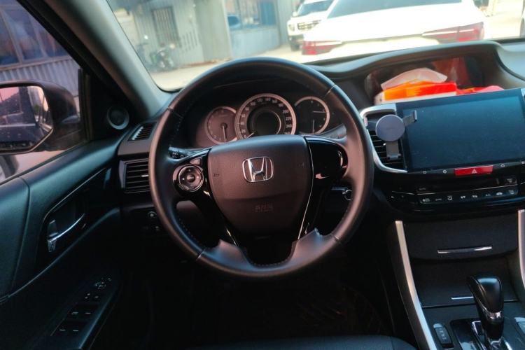 Used Honda Accord 2016 2.0L Elite Edition Steering Wheel