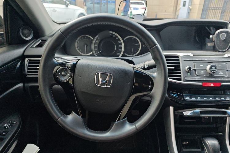 Used Honda Accord 2016 2.0L Elite Edition Steering Wheel