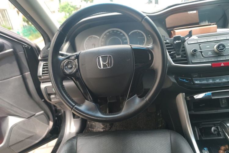 Used Honda Accord 2016 2.0L Elite Edition Steering Wheel
