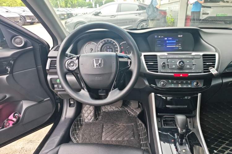 Used Honda Accord 2016 2.0L Comfort Edition Steering Wheel