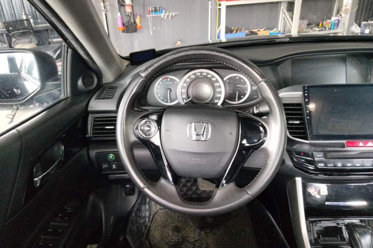 Used Honda Accord 2016 2.0L Elite Edition Steering Wheel