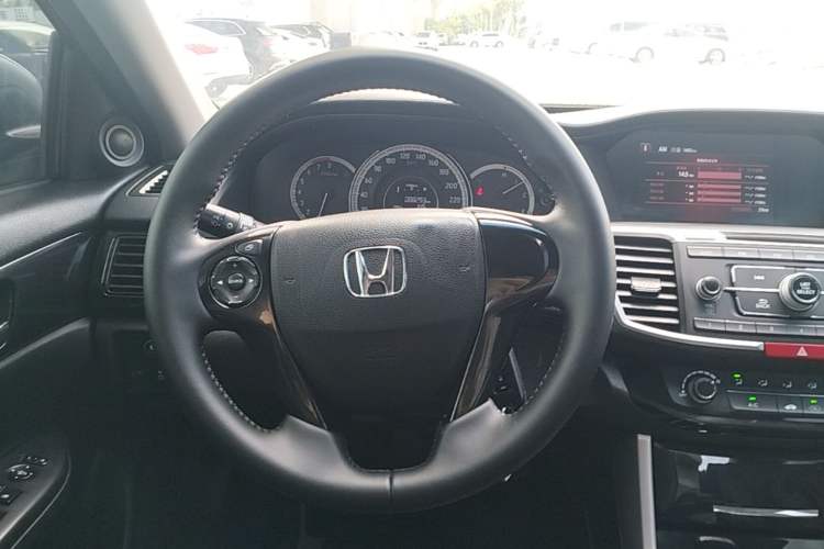 Used Honda Accord 2016 2.0L Comfort Edition Steering Wheel