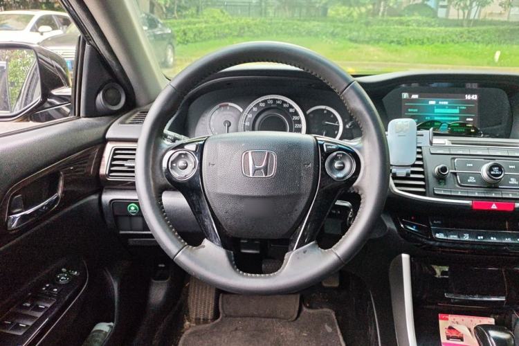 Used Honda Accord 2016 2.4L Comfort Edition Steering Wheel