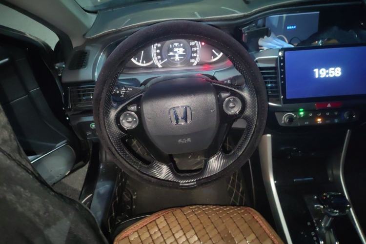 Used Honda Accord 2016 2.0L Comfort Edition Steering Wheel