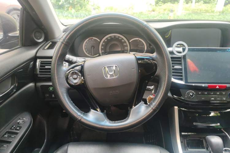 Used Honda Accord 2016 2.0L Comfort Edition Steering Wheel