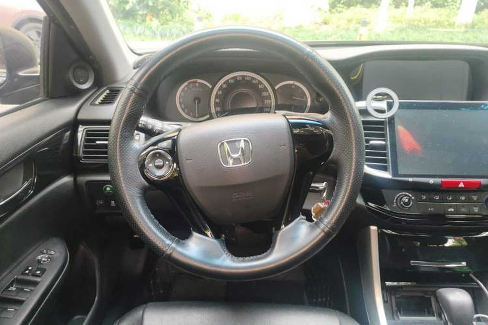 Used Honda Accord 2016 2.0L Comfort Edition Steering Wheel