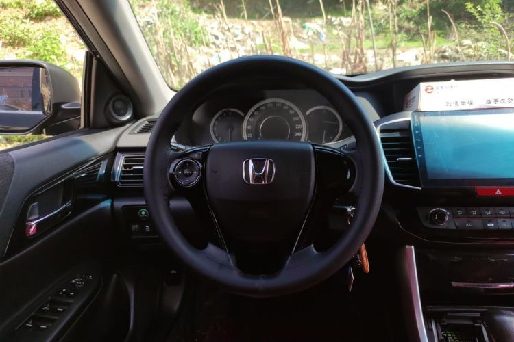 Used Honda Accord 2016 2.0L Comfort Edition Steering Wheel