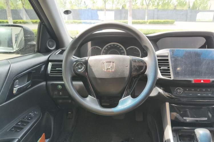 Used Honda Accord 2016 2.0L Comfort Edition Steering Wheel