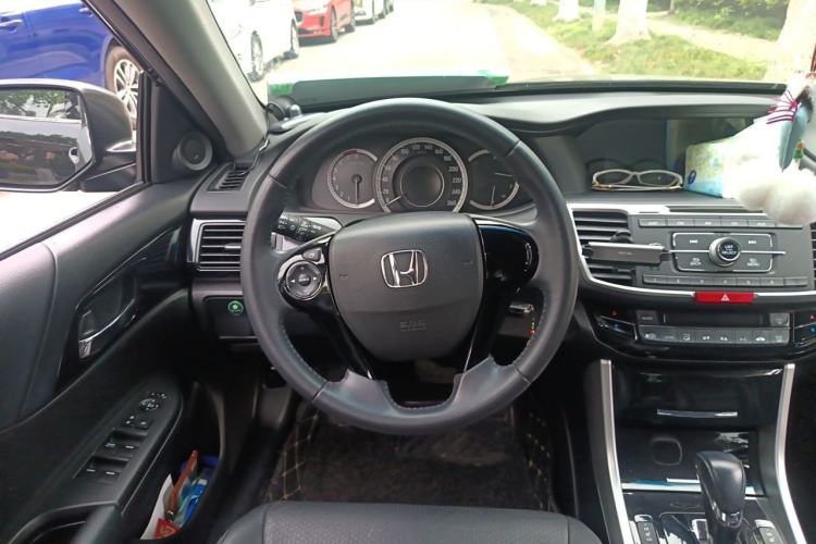 Used Honda Accord 2016 2.0L Elite Edition Steering Wheel