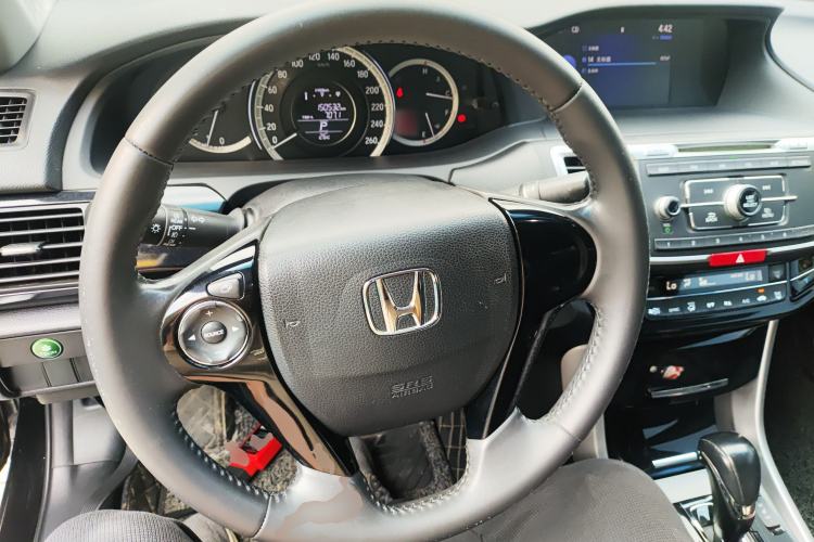 Used Honda Accord 2016 2.0L Elite Edition Steering Wheel