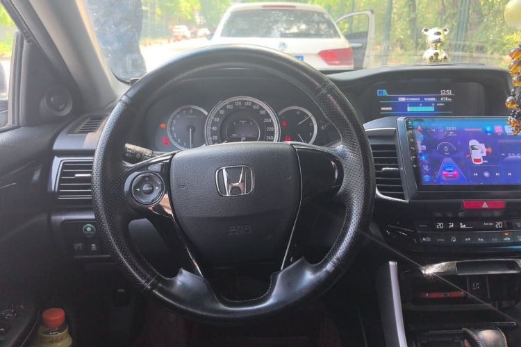 Used Honda Accord 2016 2.0L Elite Edition Steering Wheel
