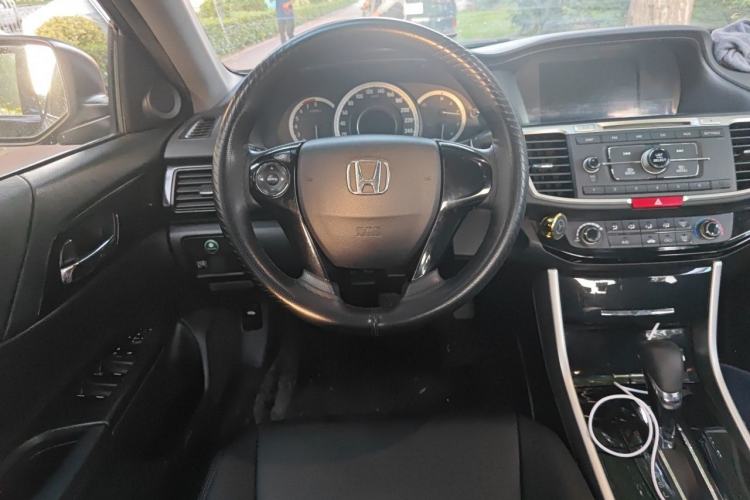 Used Honda Accord 2016 2.0L Comfort Edition Steering Wheel