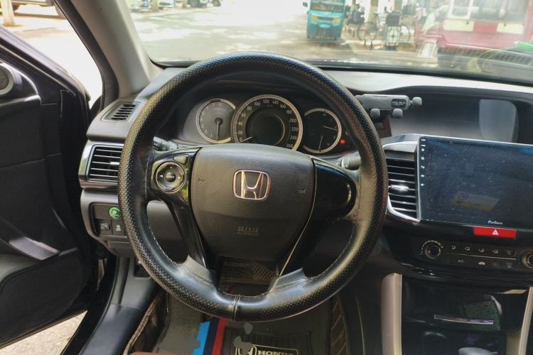 Used Honda Accord 2016 2.0L Comfort Edition Steering Wheel