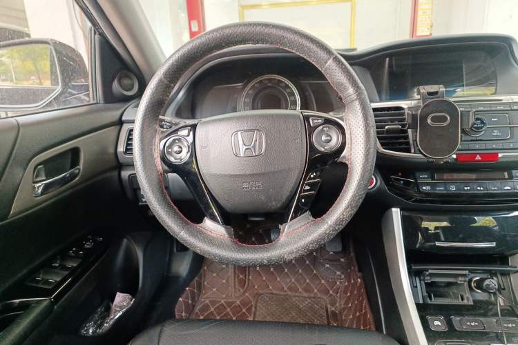 Used Honda Accord 2016 Hybrid 2.0L Sharp Edition Steering Wheel