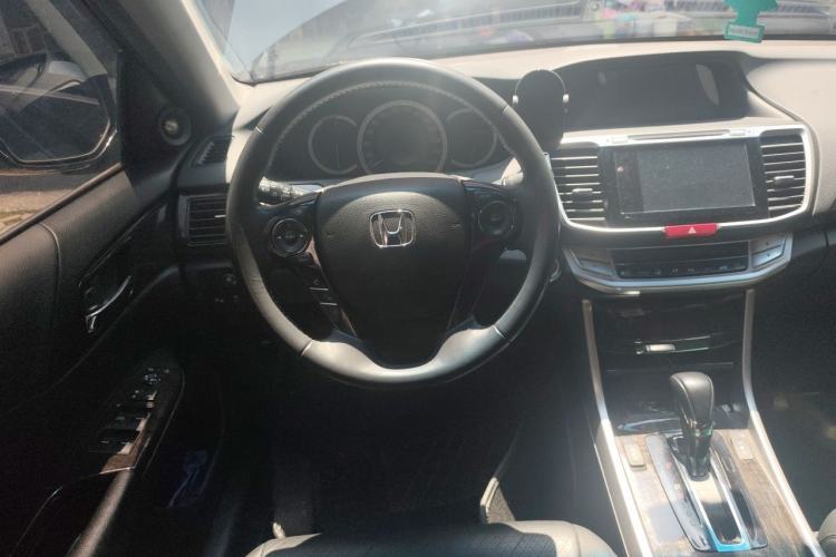 Used Honda Accord 2016 2.4L EX New Year Limited Edition Special Package Steering Wheel