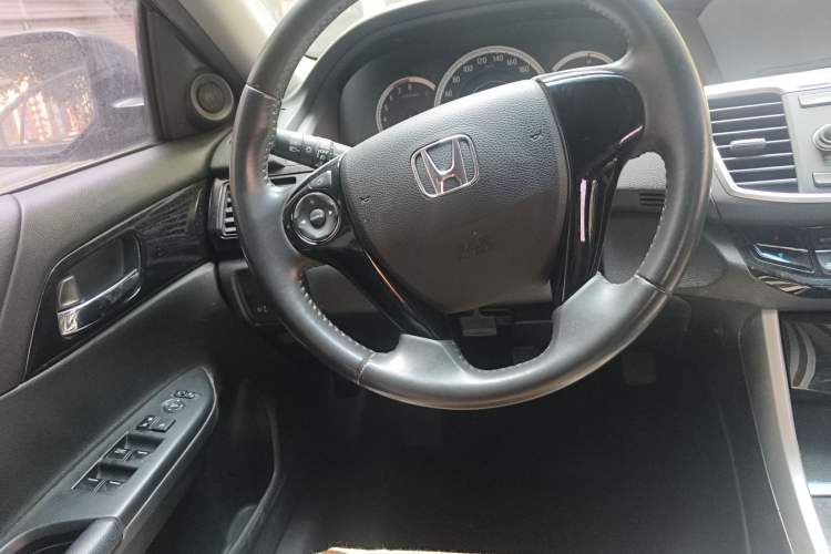 Used Honda Accord 2016 2.0L Elite Edition Steering Wheel