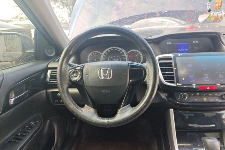 Used Honda Accord 2016 2.0L Comfort Edition Steering Wheel