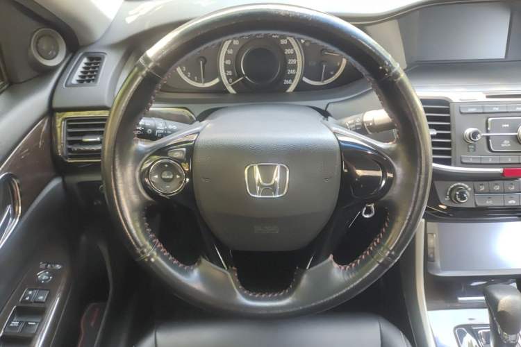Used Honda Accord 2016 2.0L Comfort Edition Steering Wheel