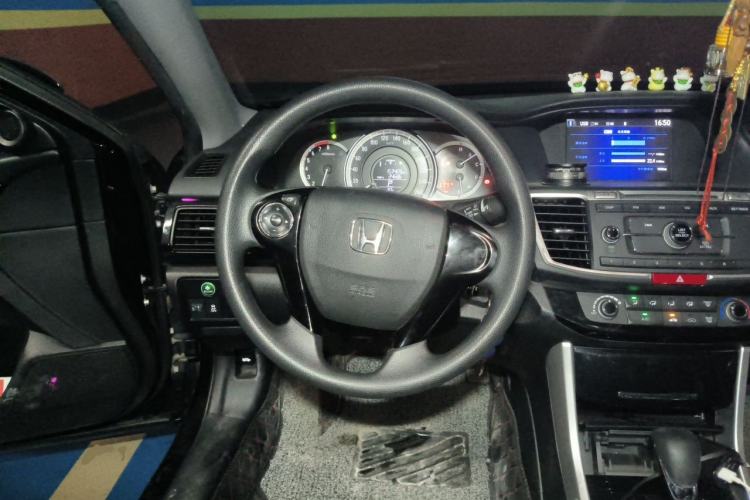 Used Honda Accord 2016 2.0L Comfort Edition Steering Wheel