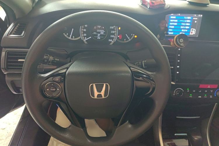 Used Honda Accord 2016 2.0L Comfort Edition Steering Wheel