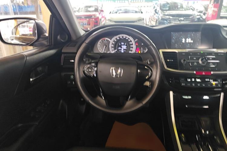 Used Honda Accord 2016 2.0L Elite Edition Steering Wheel