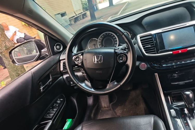 Used Honda Accord 2016 2.4L Luxury Edition Steering Wheel