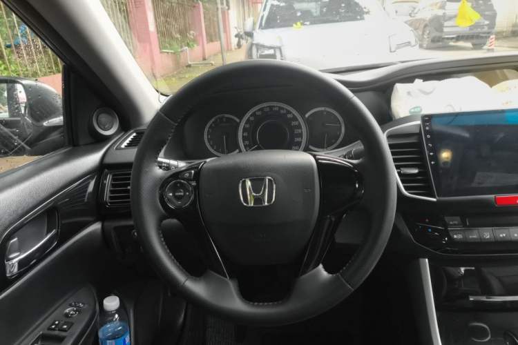 Used Honda Accord 2016 2.0L Elite Edition Steering Wheel